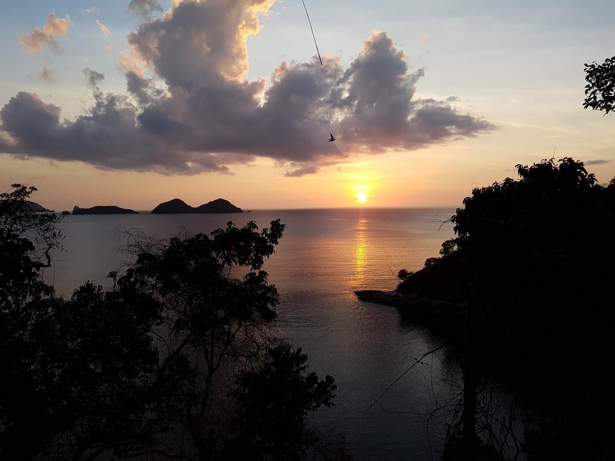Sunny Island Resort (Adults Only) 엘니도 외부 사진
